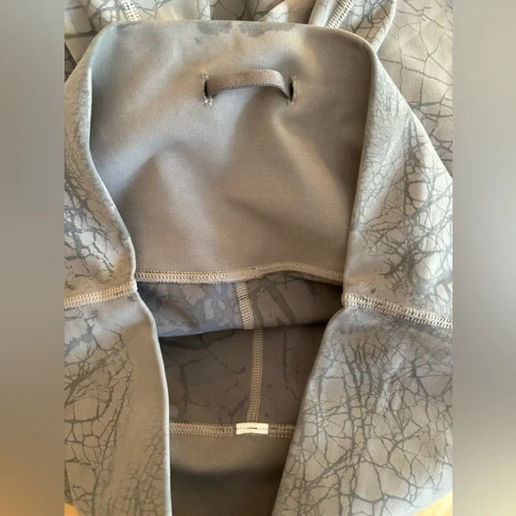 Lululemon✨PRISTINE✨Wunder Train High-Rise Crop 23"✨Thread Dye Rover Black✨size 8 - Picture 9 of 15